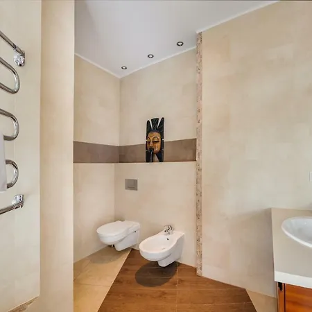 Sun & Snow, Traugutta Premium Апартаменты *